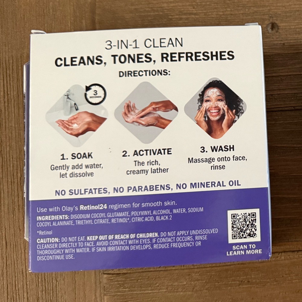 Olay Cleansing Melts + Retinol Water-Activated Daily Facial Cleanser 32ct Pads - Picture 6 of 6